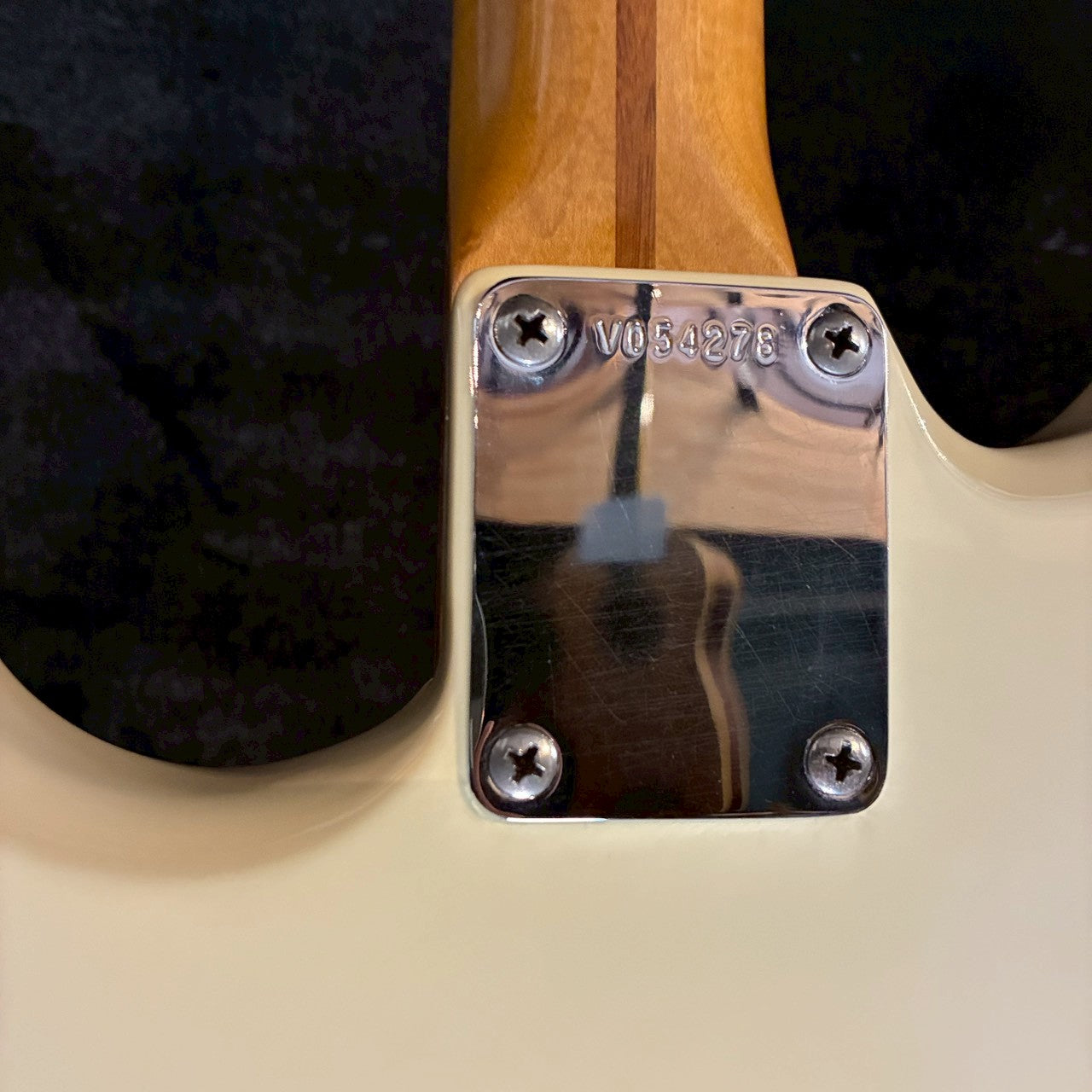 Fender Custom Shop Stratocaster Reverse Head Olympic White【3.71㎏】