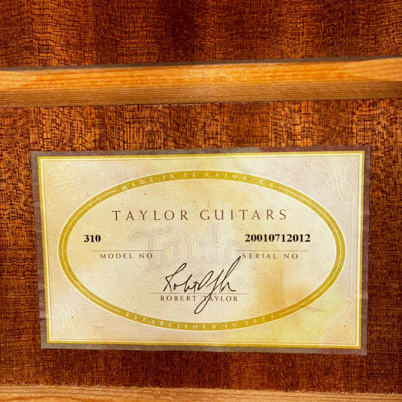 Taylor 310 2001年製 【USED】【2.14kg】