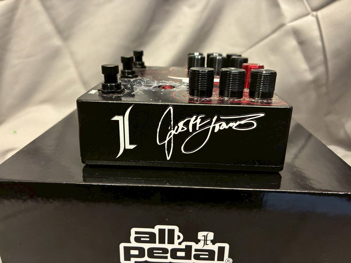 All-Pedal Devils Triad 【マルチエフェクター】