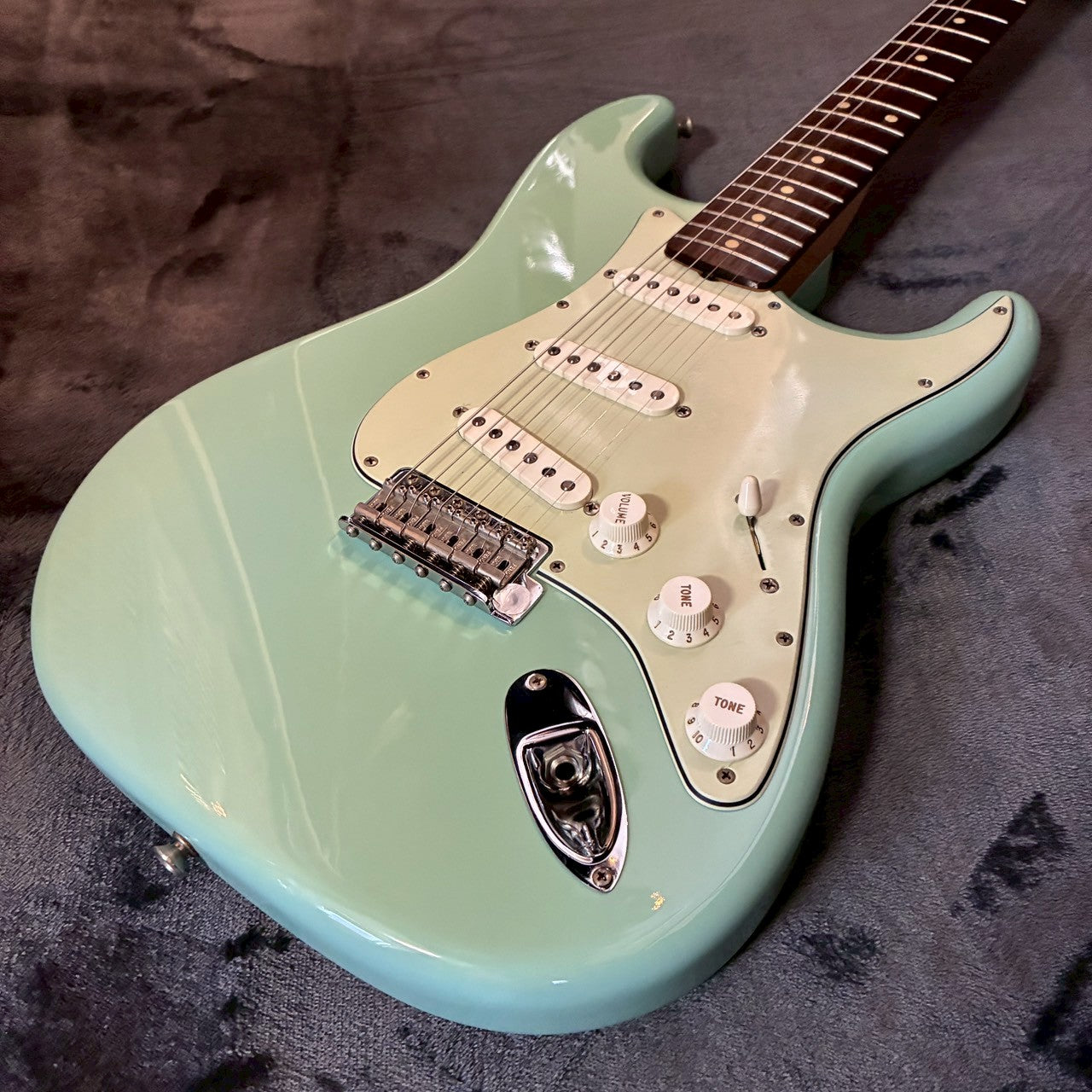 FenderUSA/custom shop 60 Stratcaster nos 2005年製 【USED】【3.74kg】