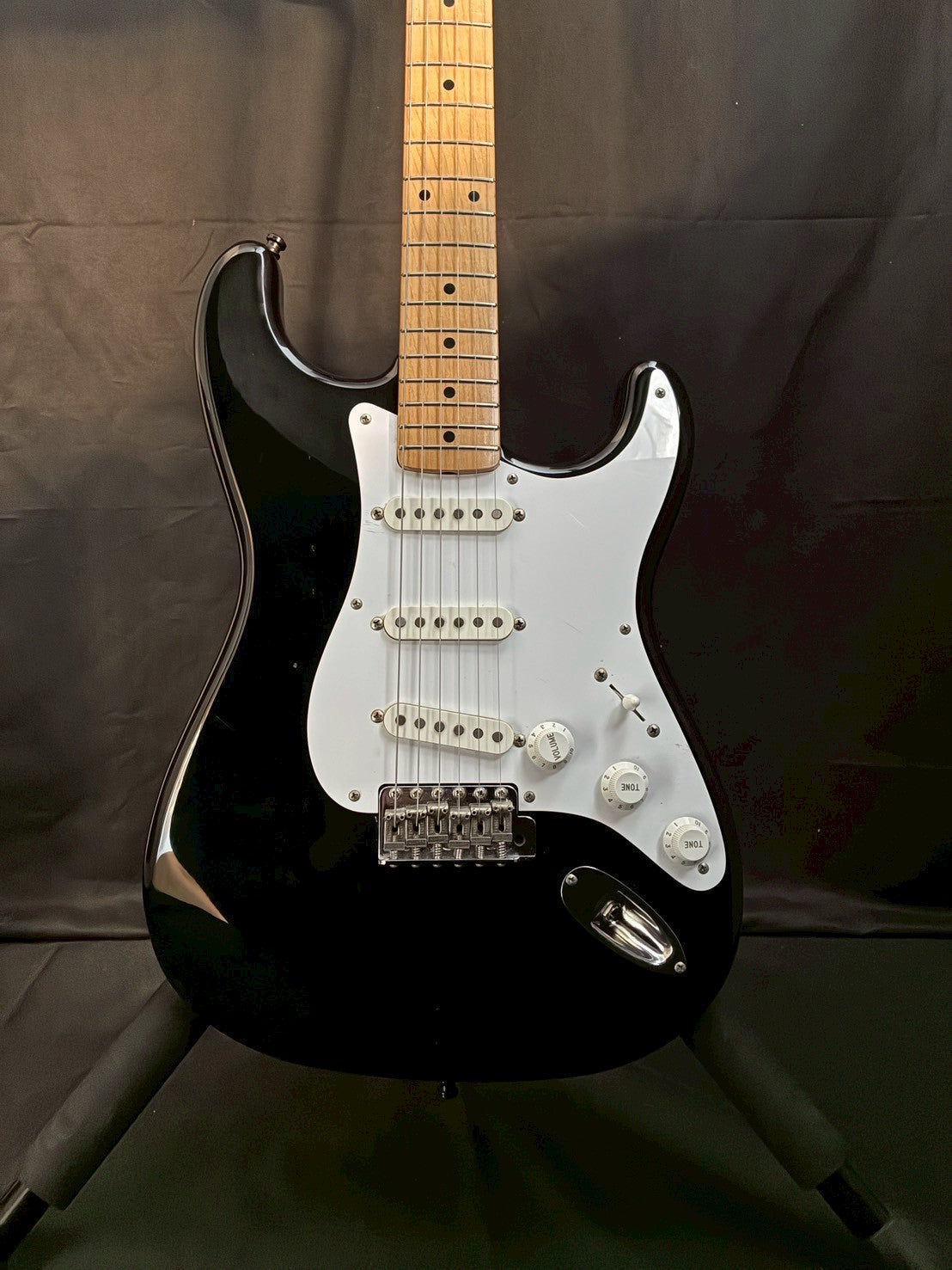 Fender Japan ST-57 (ネックEシリアル)