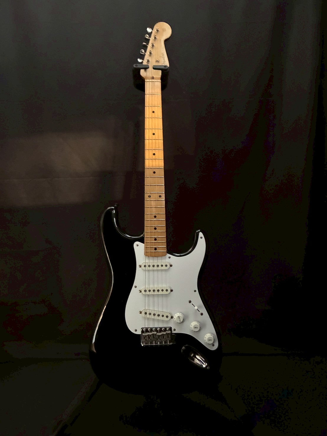 Fender Japan ST-57 (ネックEシリアル)