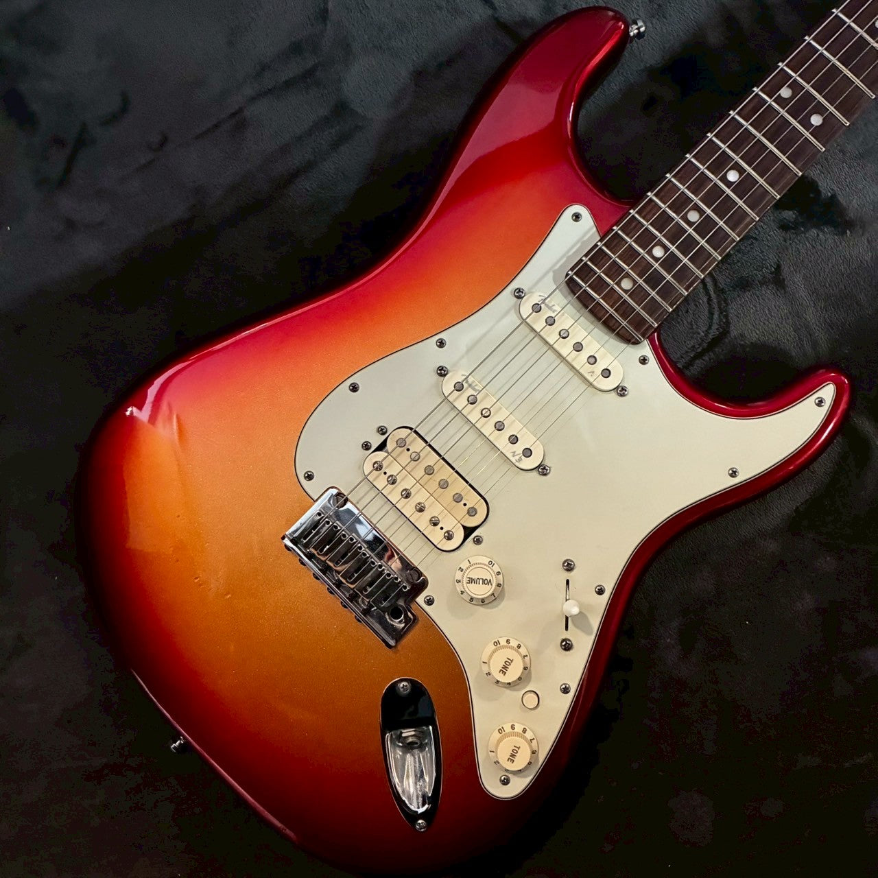 Fender USA American Deluxe Stratocaster HSS 2013年製 【USED】【3.68kg】