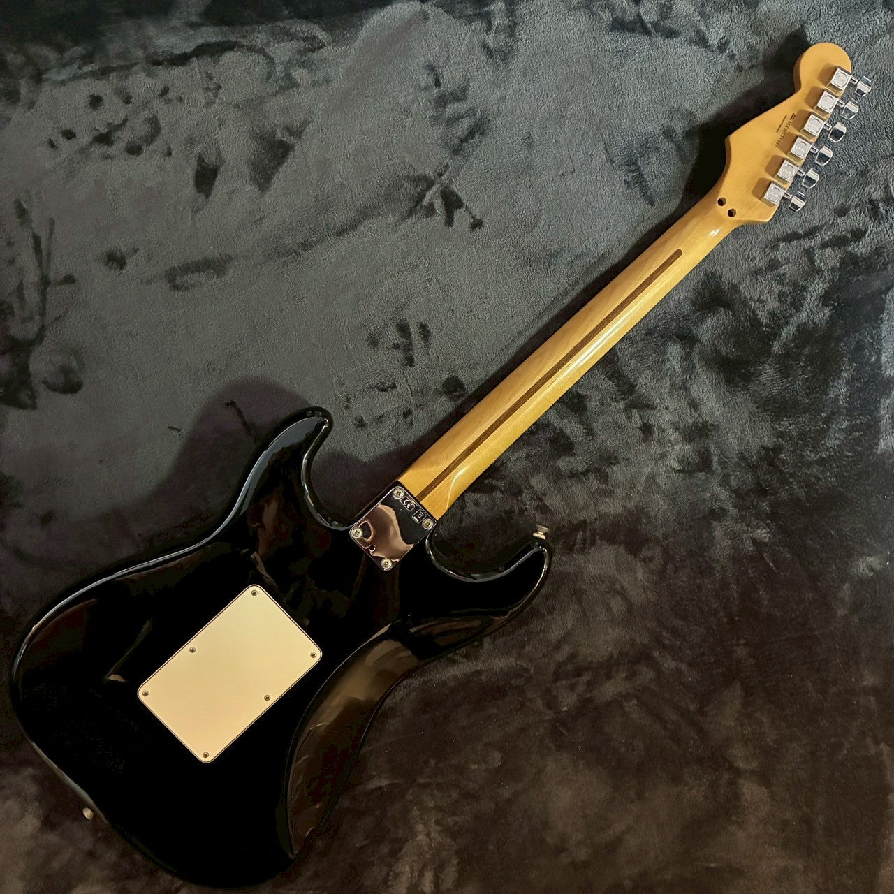 Fender Mexico Standard Stratocaster with locking tremolo 2010年製 【USED】【3.82kg】