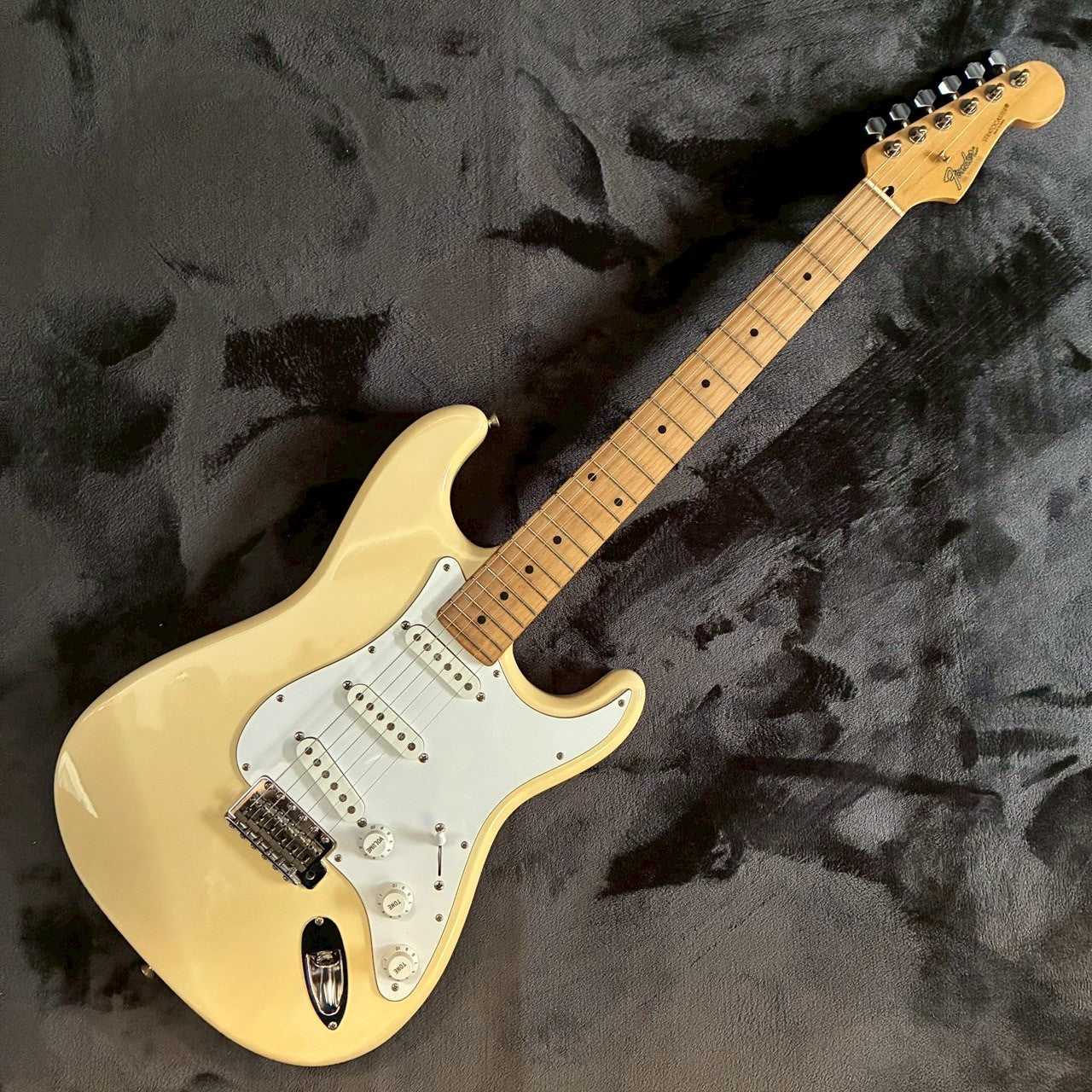 Fender Japan ST-57 (ネックEシリアル) 【USED】【3.2kg】