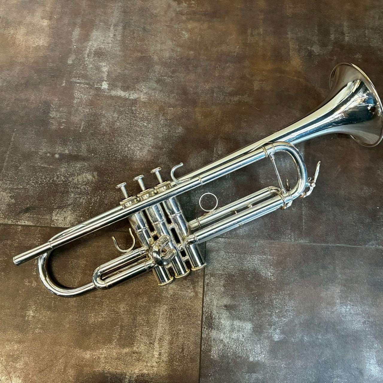 YAMAHA YTR-8335S