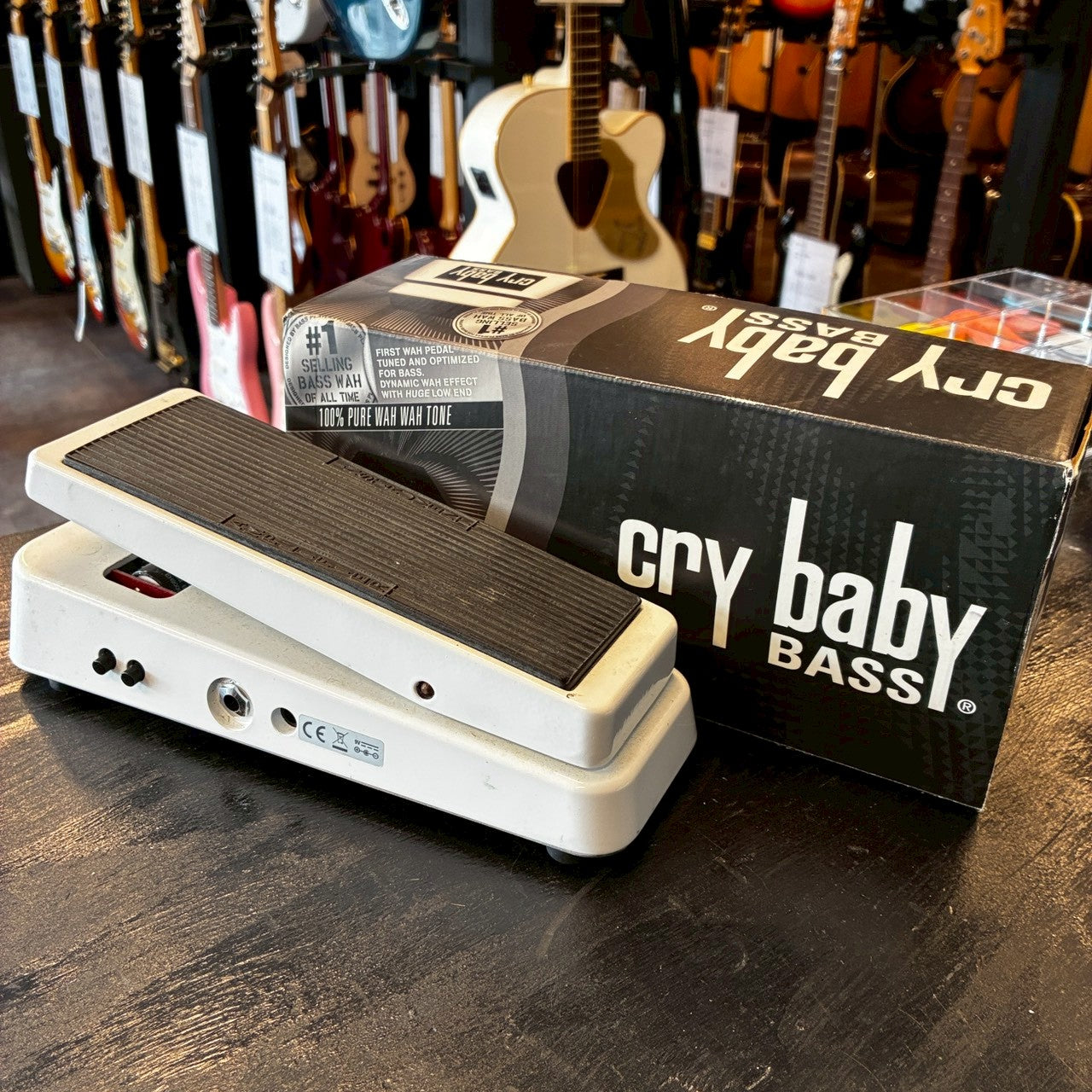 JIM DUNLOP 105Q CRY BABY BASS WAH 【USED】