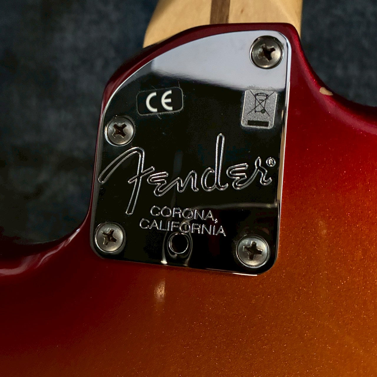 Fender USA American Deluxe Stratocaster HSS Sunset Metallic 2013 【3.68kg】