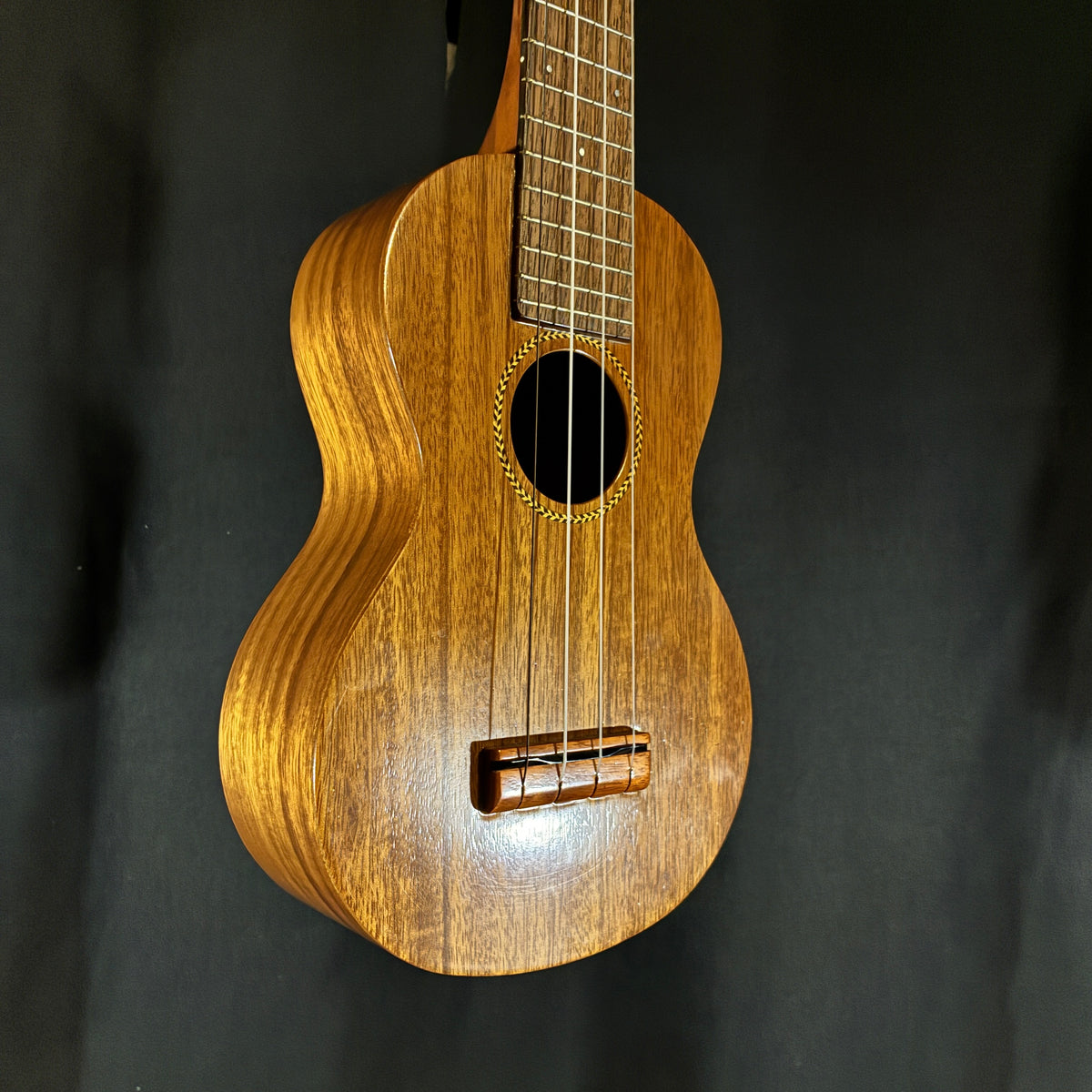 Famous FS-8 / 0.35kg【下取りで最大15%OFF】【甲府店】
