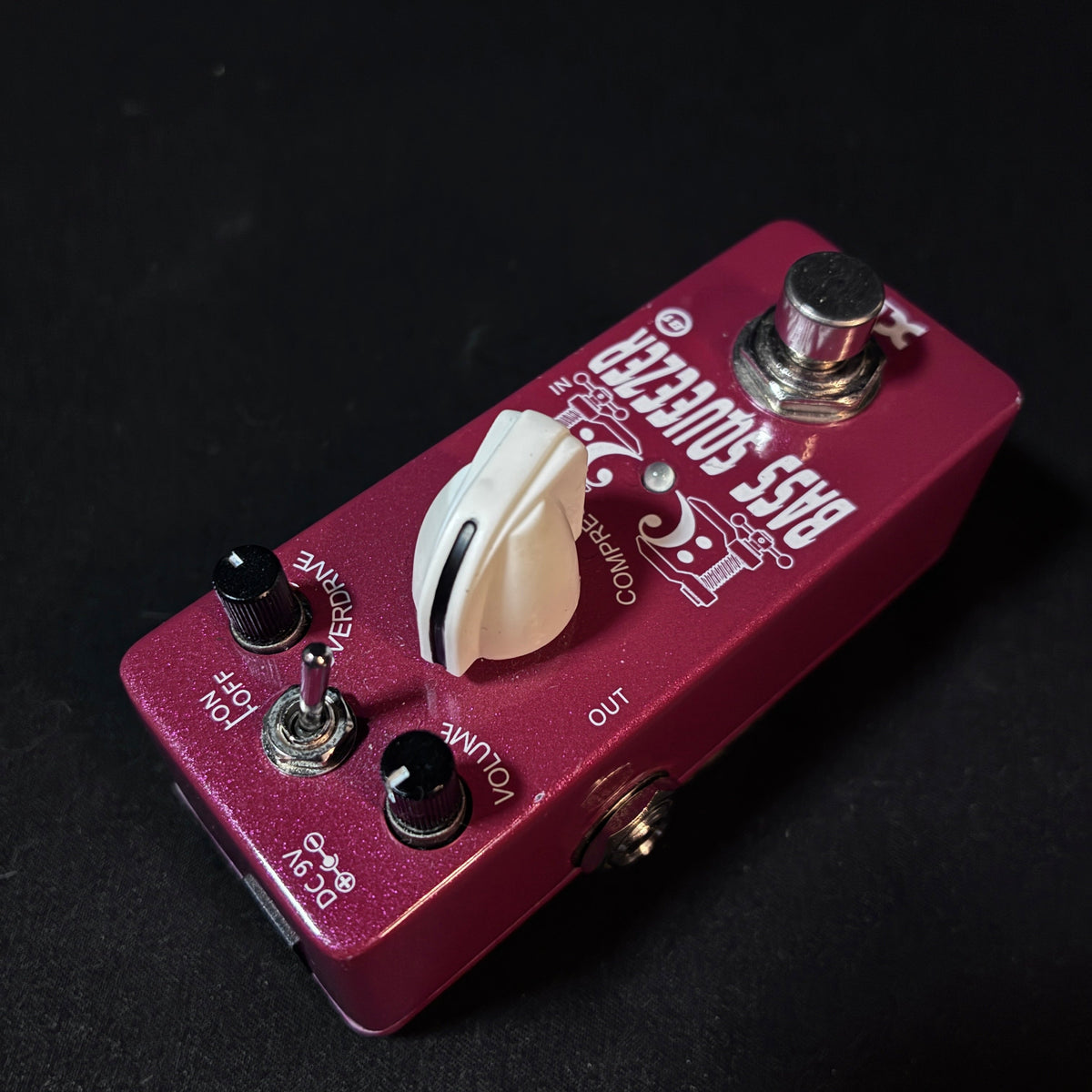 Xvive BASS SQUEEZER / Bass Compressor 【甲府店】