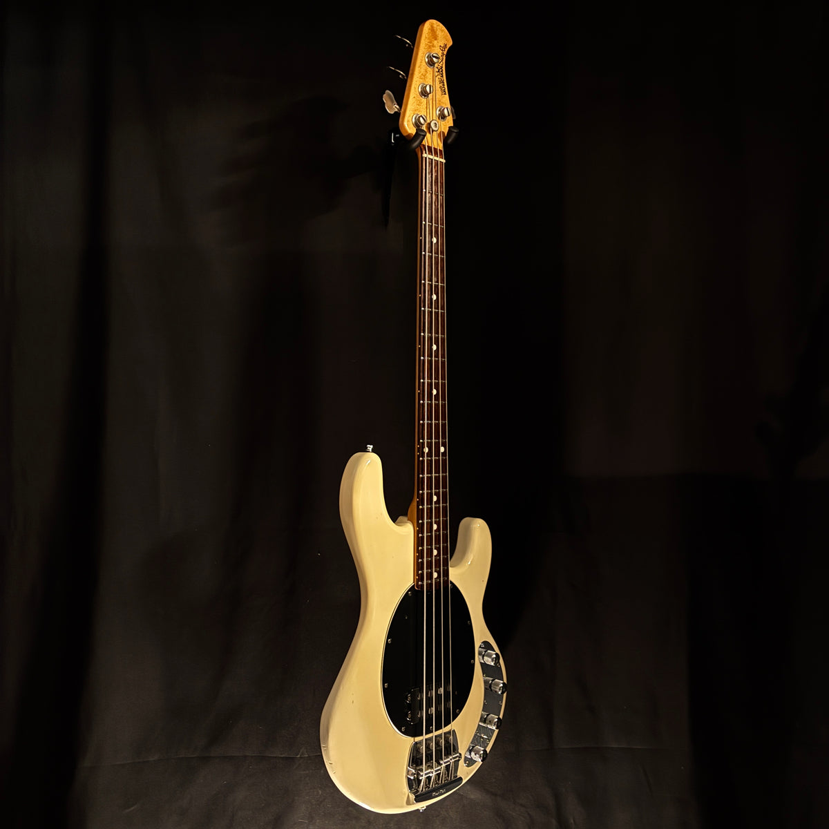 MUSIC MAN StingRay EX 日本製 / 4.47kg【下取りで最大15%OFF】【甲府店】