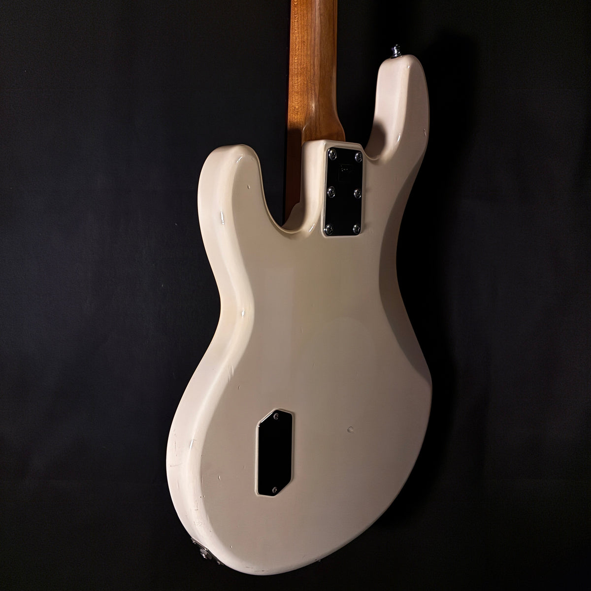 MUSIC MAN StingRay EX 日本製 / 4.47kg【下取りで最大15%OFF】【甲府店】