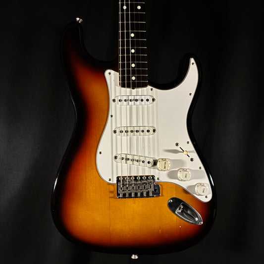 Fender japan ST-62 3 Tone Sunburst / 3.50kg【下取りで最大15%OFF】【甲府店】値下げ