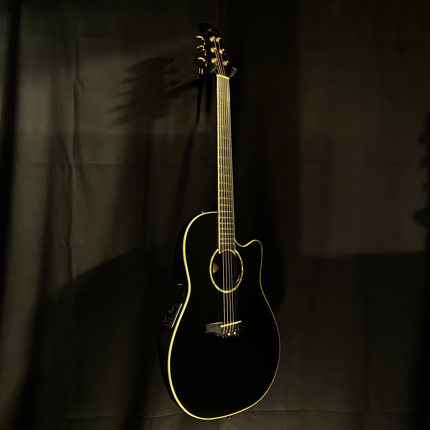 Ovation Celebrity CC28 / 2.14kg【下取りで最大15%OFF】【甲府店】