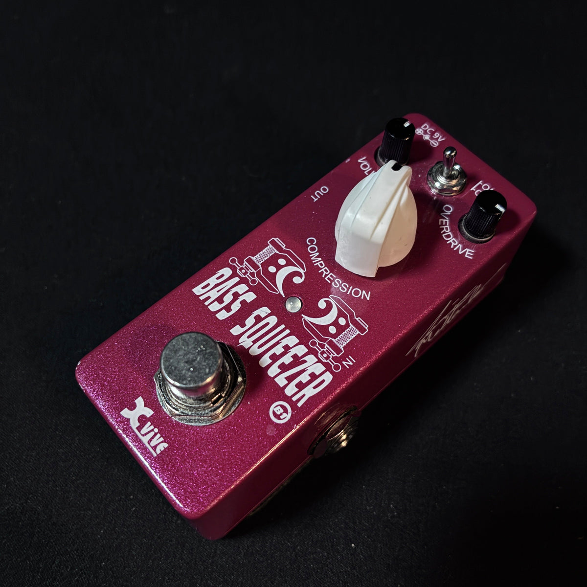Xvive BASS SQUEEZER / Bass Compressor 【甲府店】