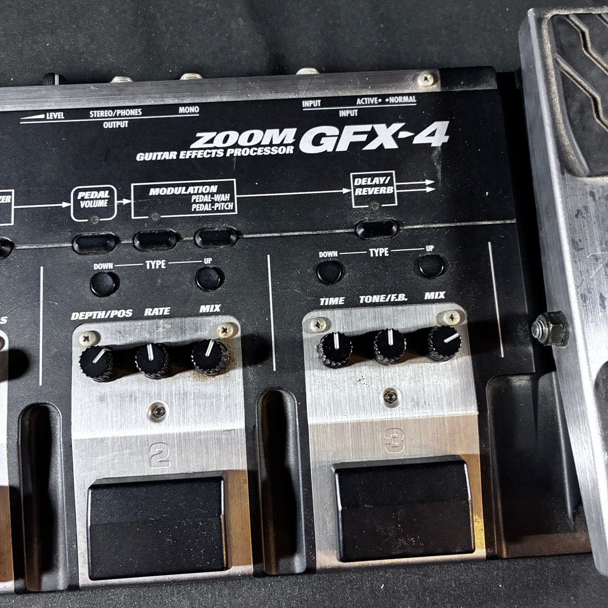 ZOOM GFX-4 / Guitar Multi Effects Processor【甲府店】