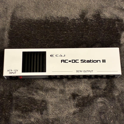 CUSTOM AUDIO JAPAN AC/DC StationⅢ 【USED】【ケーブル欠品】
