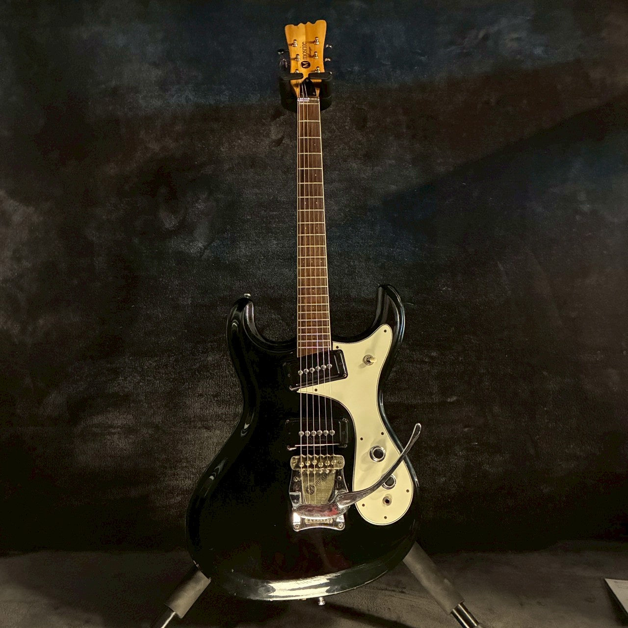 Mosrite Avenger Japan Black 【4.09㎏】