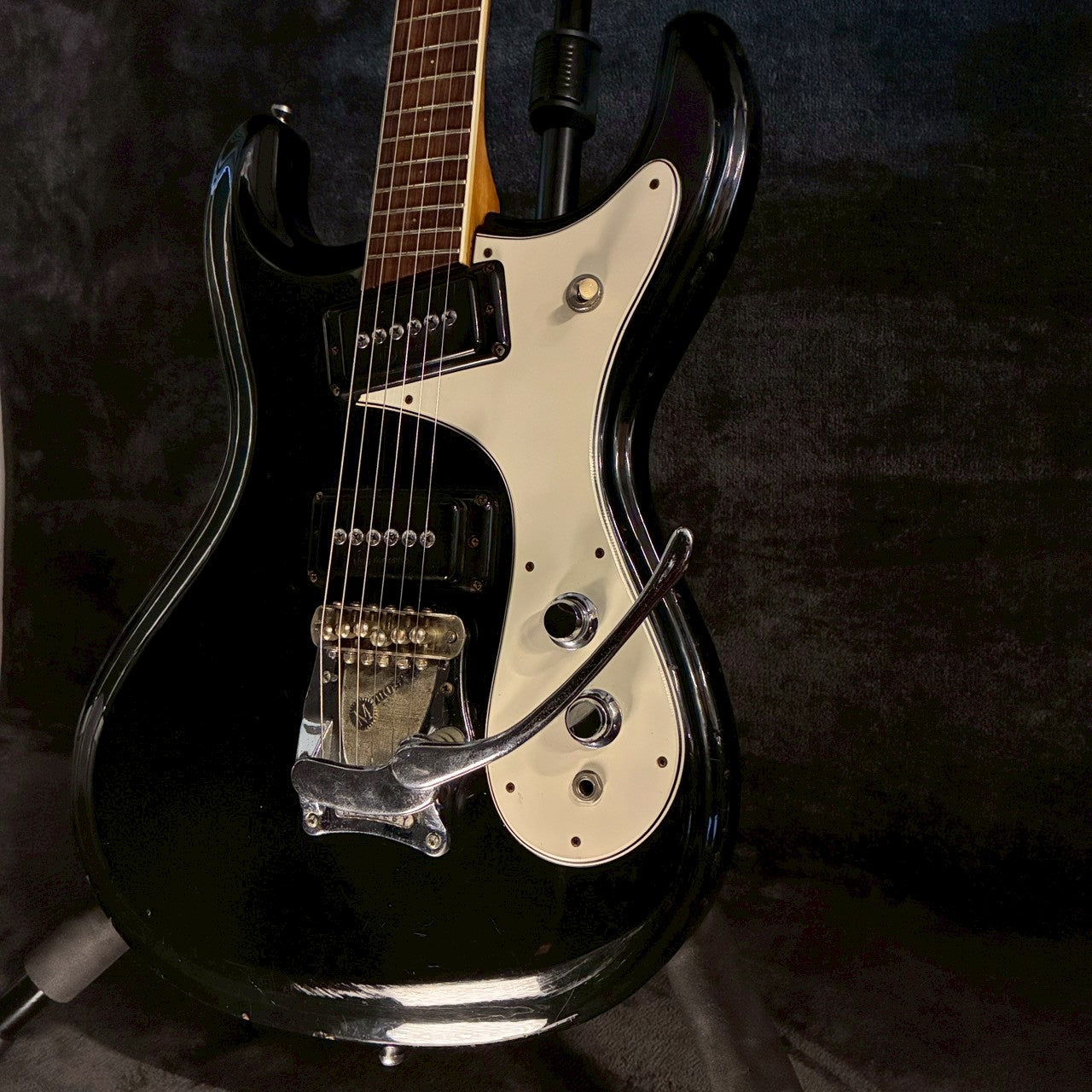 Mosrite Avenger Japan Black 【4.09㎏】