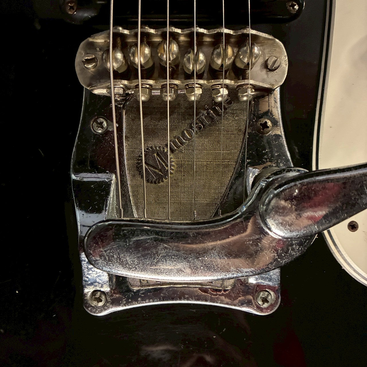 Mosrite Avenger Japan Black 【4.09㎏】