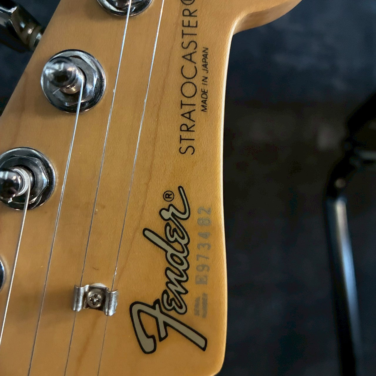 Fender Japan ST-33 ivory E serial【3.69kg】