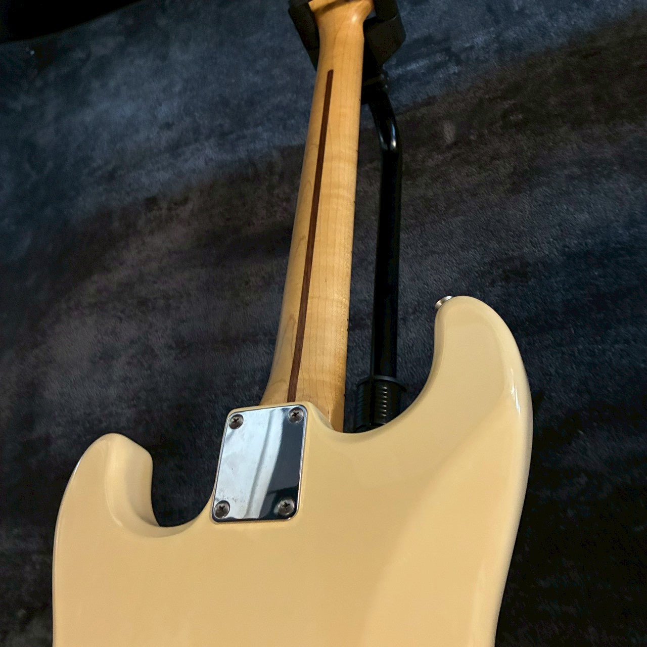 Fender Japan ST-33 ivory E serial【3.69kg】