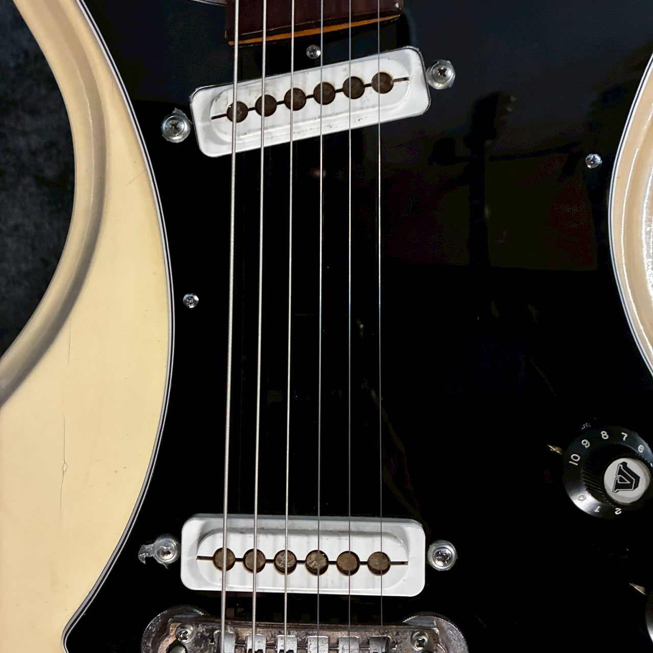 Guyatone LG-150T White【3.28kg】