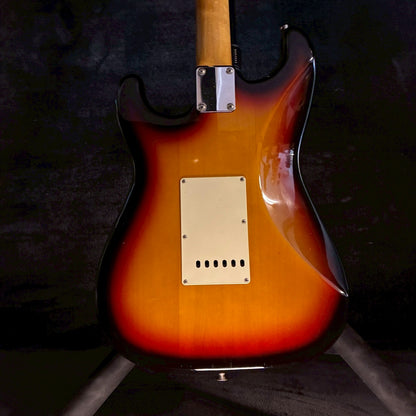 Fender Japan ST62 3tone Sunburst JD serial 2012【3.24kg】