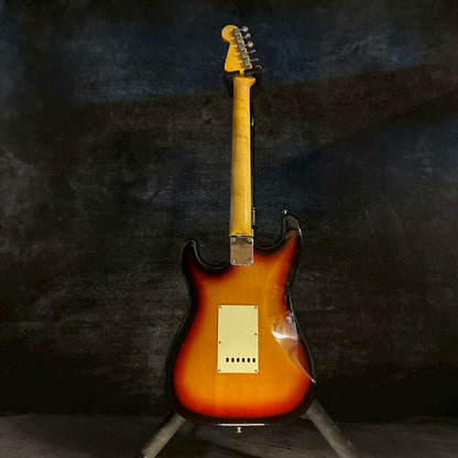 Fender Japan ST62 3tone Sunburst JD serial 2012【3.24kg】