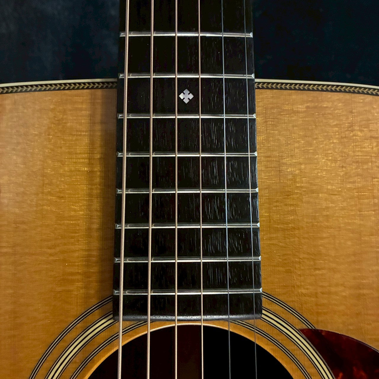 Martin SHENANDOAH HD-2832【2.1kg】