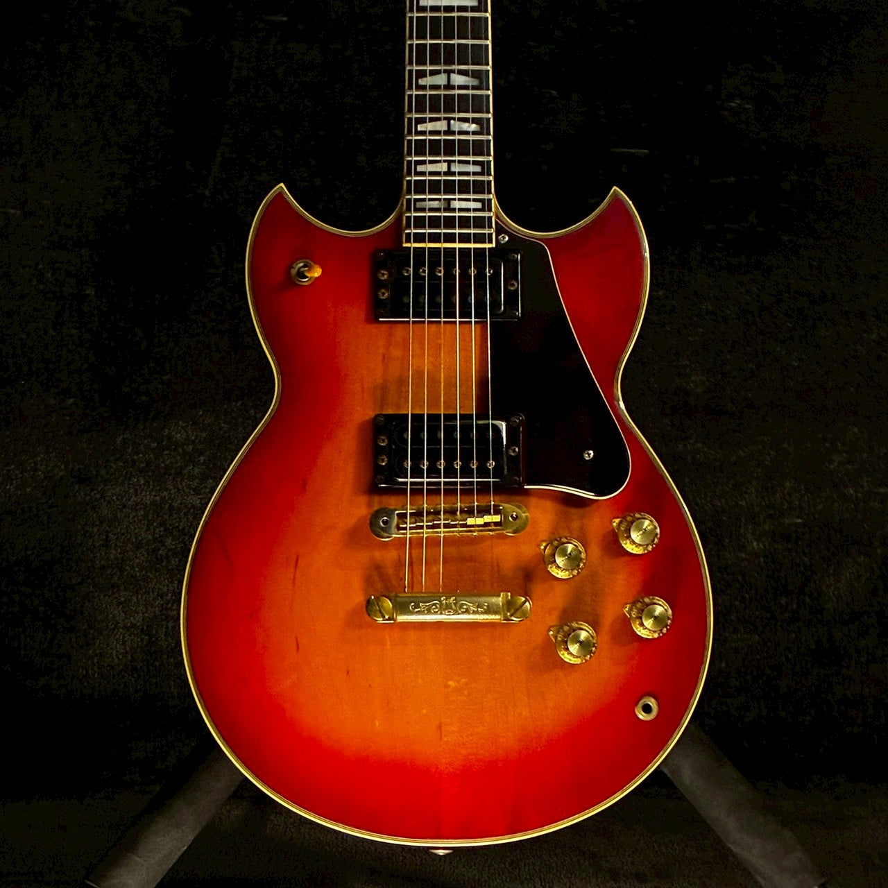 YAMAHA SG1000 Cherry Sunburst 1984【4.49kg】