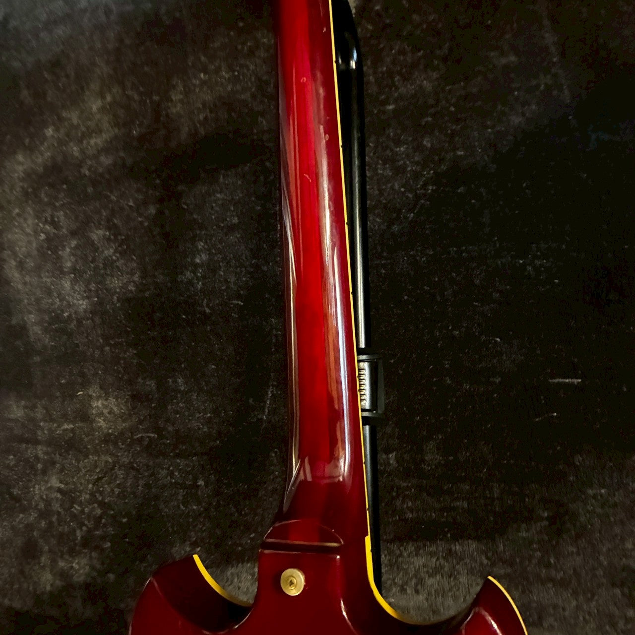 YAMAHA SG1000 Cherry Sunburst 1984【4.49kg】