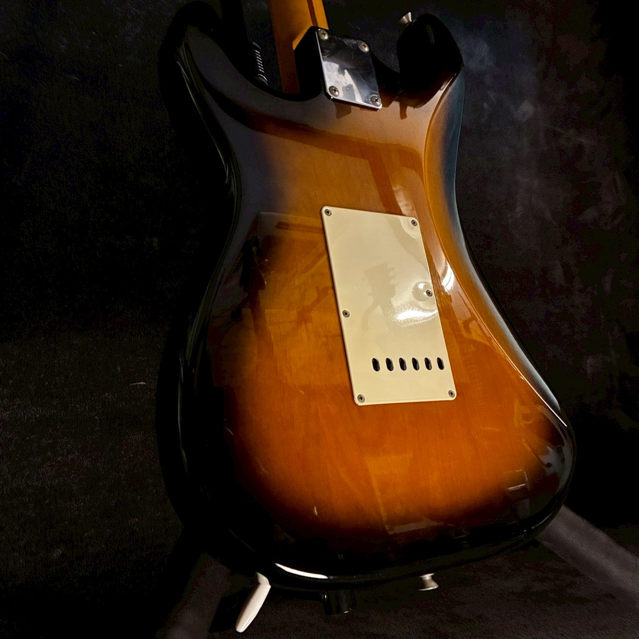 Fender Japan ST-57 2tone Sunburst Alder body【3.72kg】