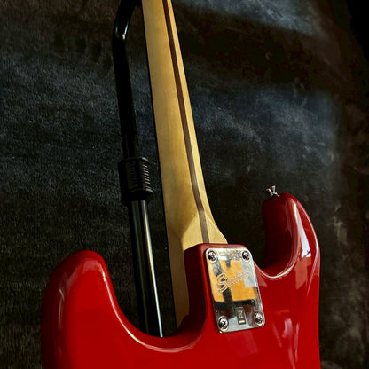 Squier Bullet Strat Red【3.31kg】