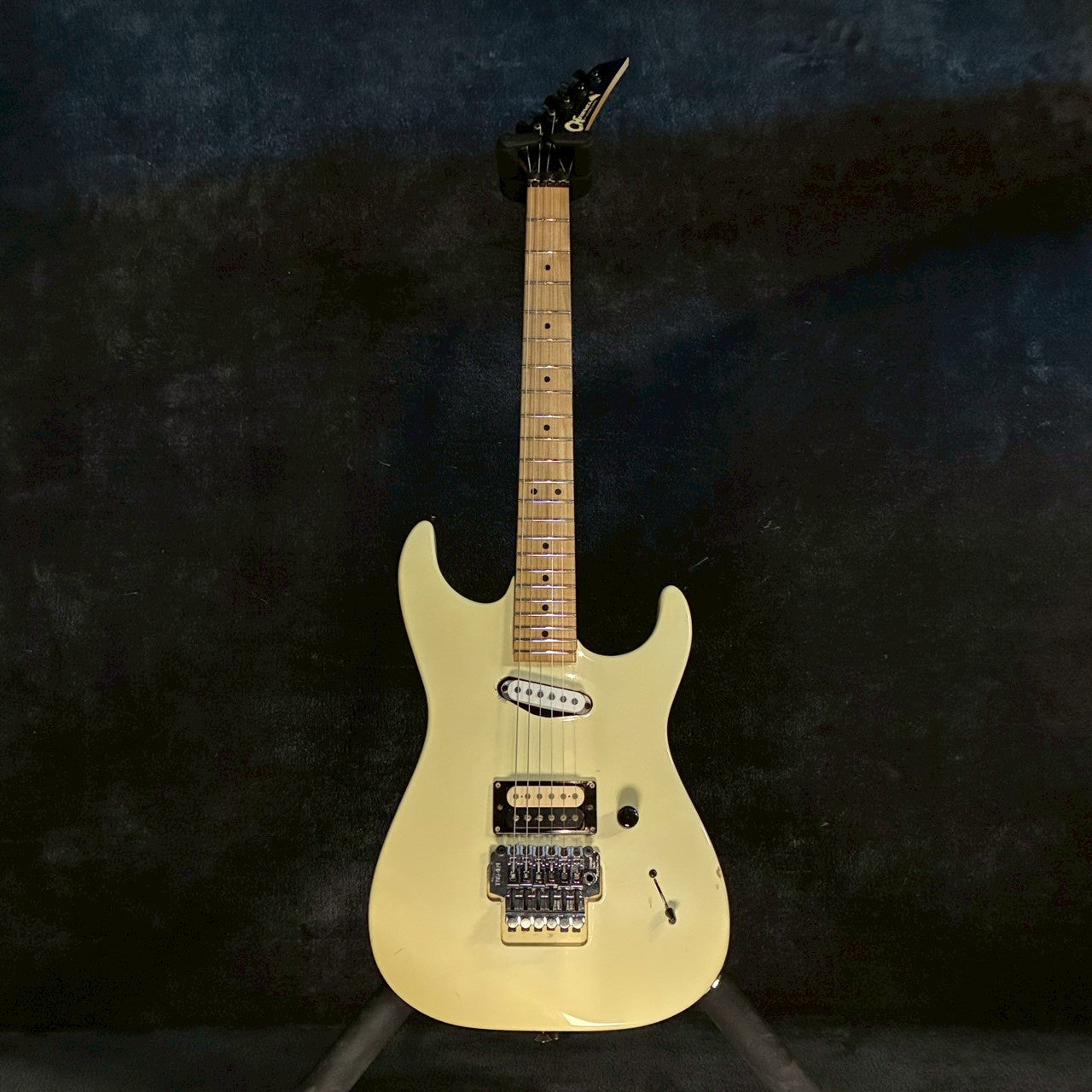 Charvel DK070  white mod多数【3.46kg】