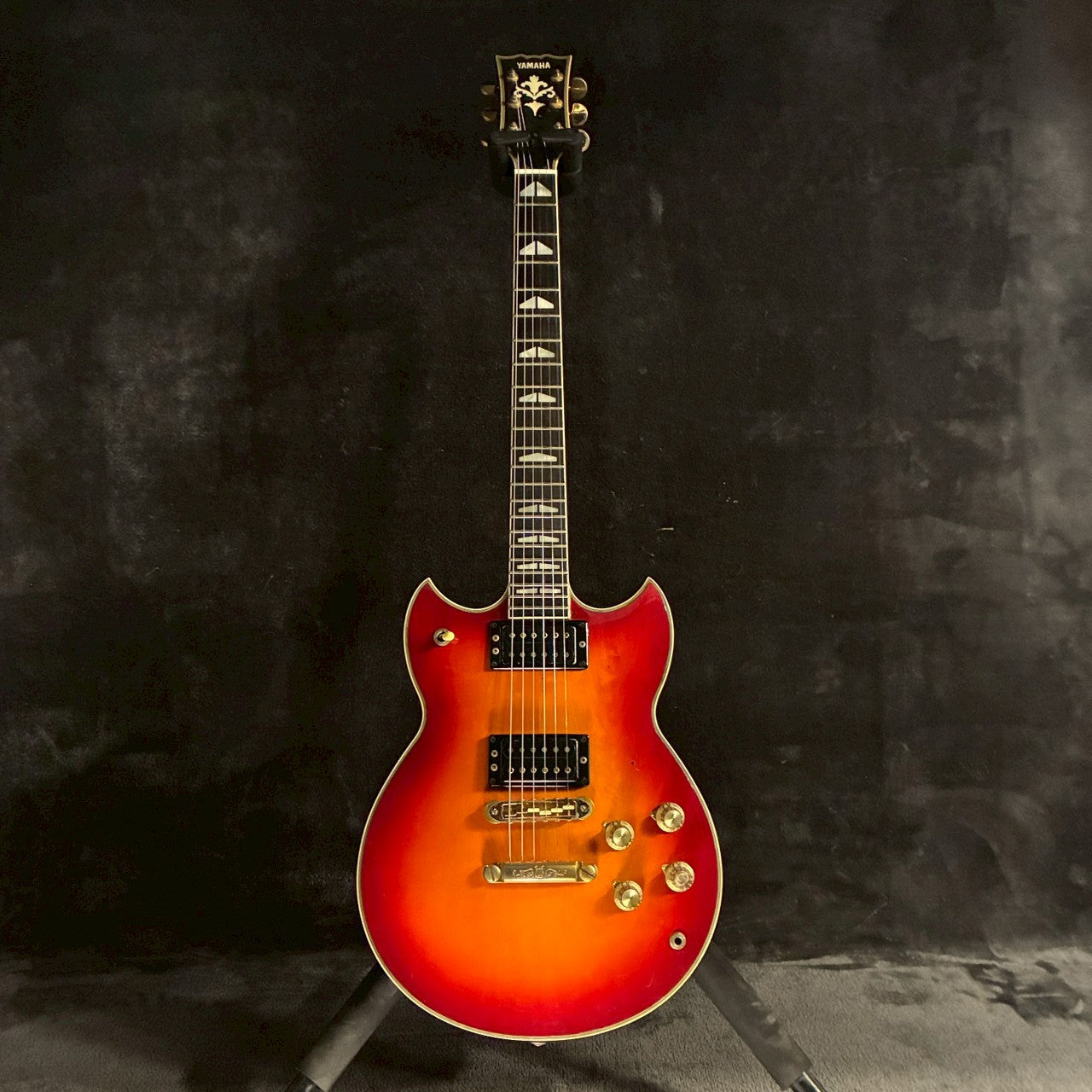 YAMAHA SG1000 Red Sunburst 【4.45kg】