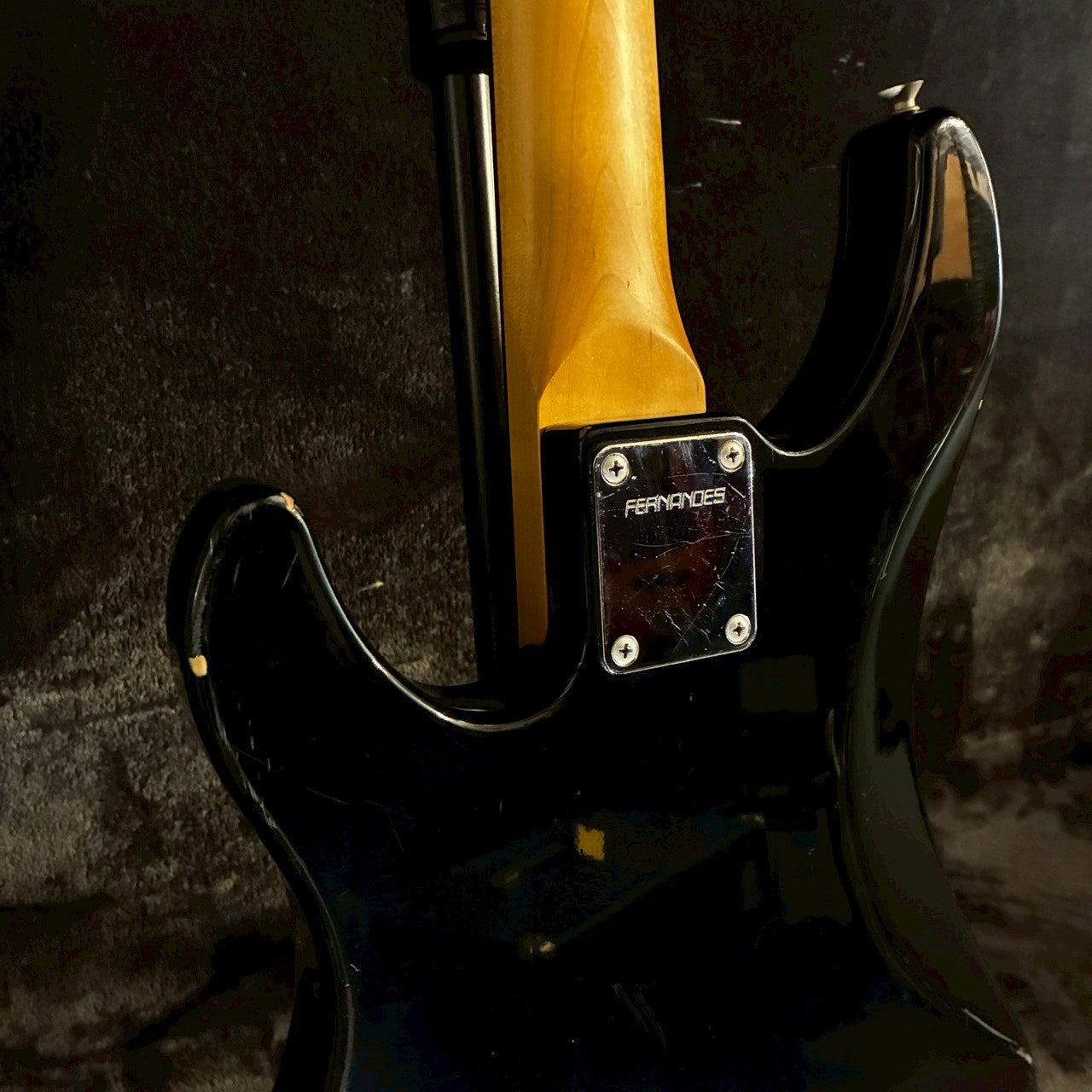 FERNANDES PJ-50 Black 【3.32kg】
