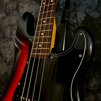 Squier Affinity Series Precision Bass PJ 3Tone Sunburst 2001年製【3.96㎏】