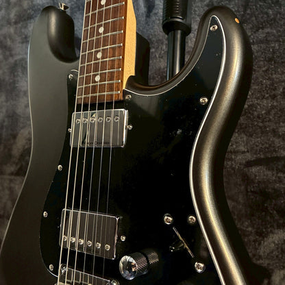 Squier Affinity Series Stratocaster HH Charcoal Frost Metallic 【3.68kg】