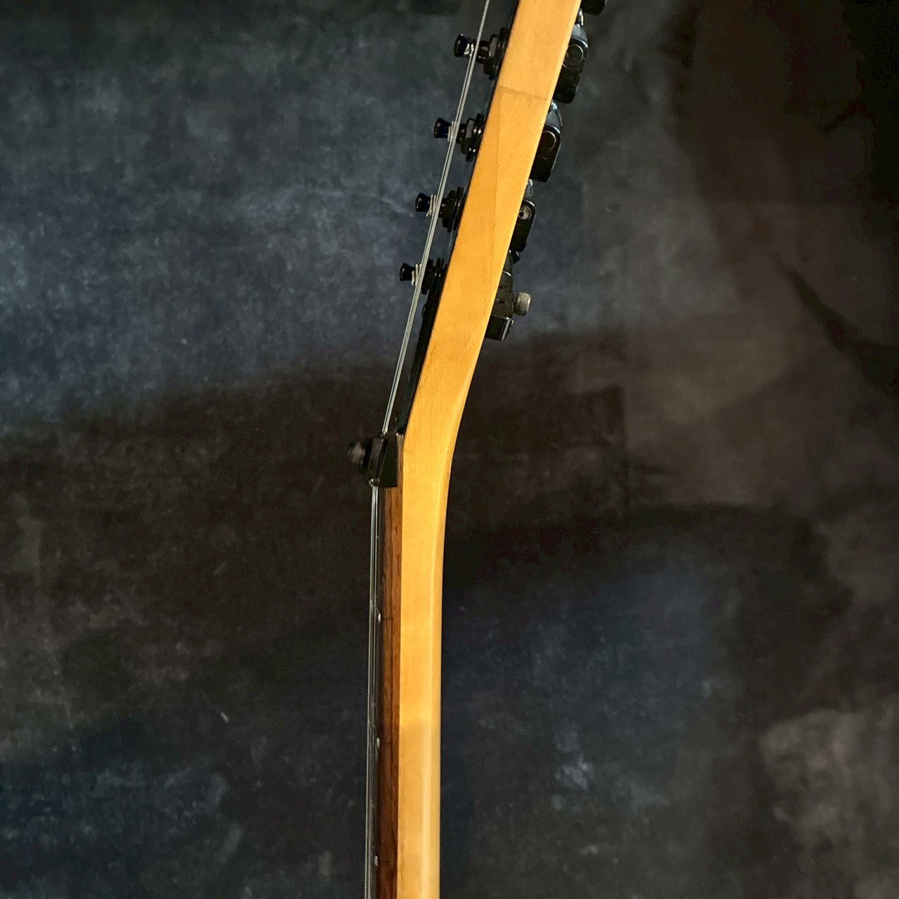 KRAMER VANGUARD ランディV Black 【3.36㎏】