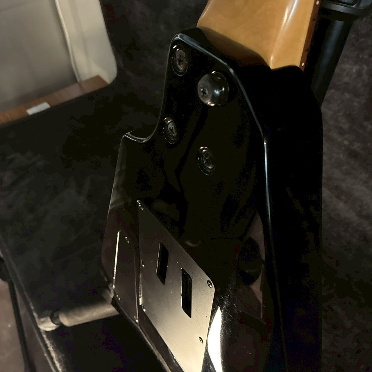 KRAMER VANGUARD ランディV Black 【3.36㎏】