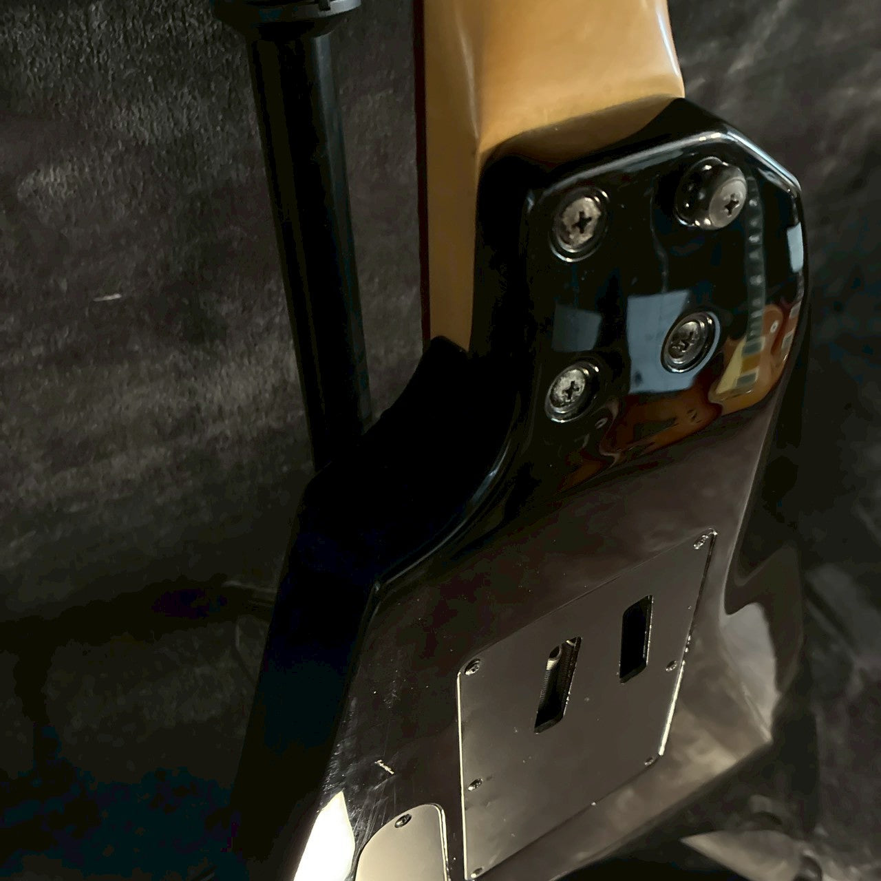 KRAMER VANGUARD ランディV Black 【3.36㎏】