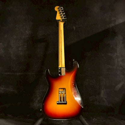 Squier by Fender Silver Series SST-33 Stratocaster Made in Japan Lシリアル【3.81kg】