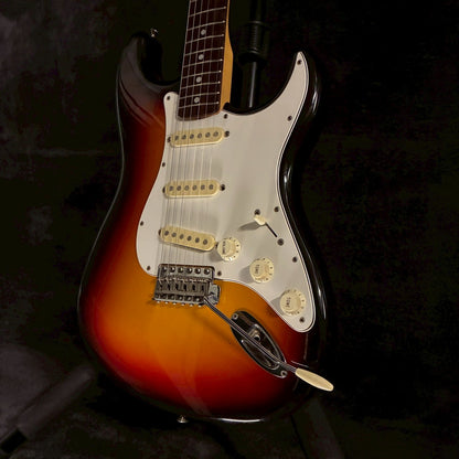 Squier by Fender Silver Series SST-33 Stratocaster Made in Japan Lシリアル【3.81kg】