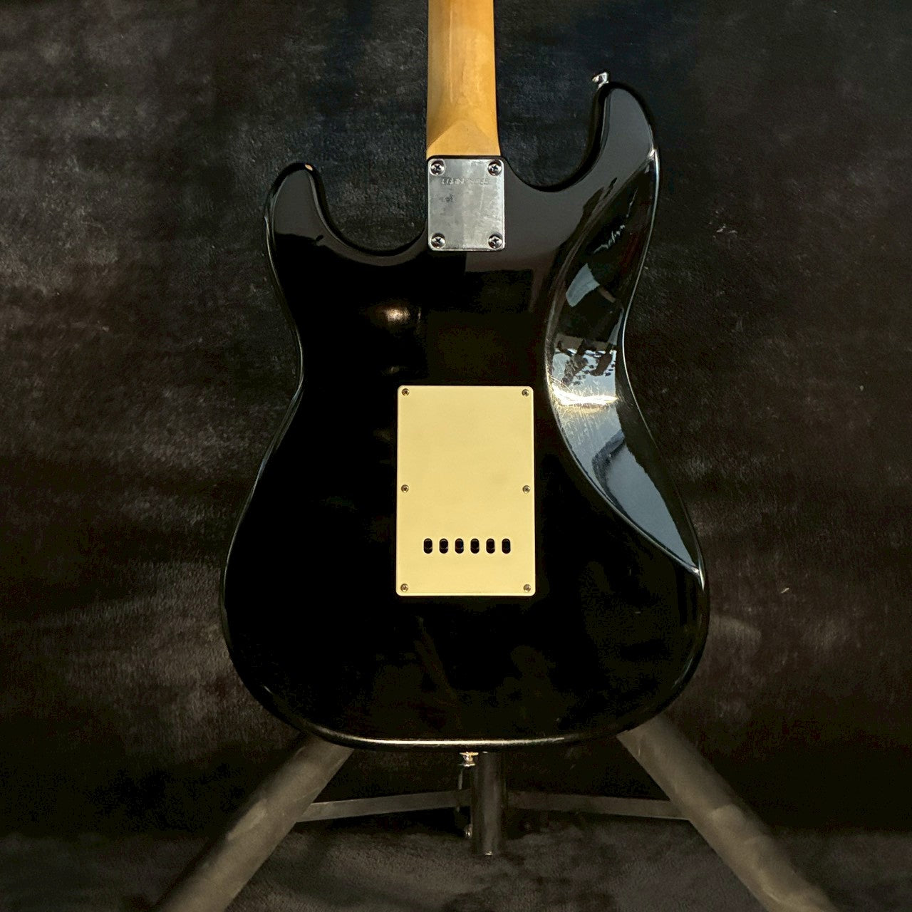 Fernandes LE-1Z Black SSH 【3.46kg】