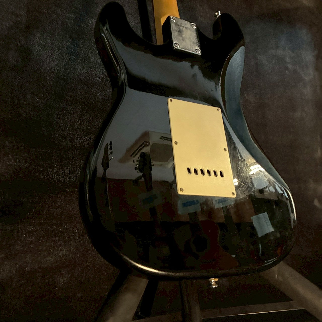 Fernandes LE-1Z Black SSH 【3.46kg】