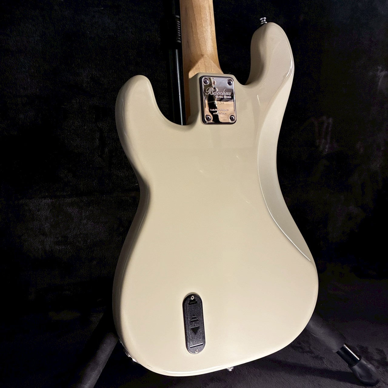 Bacchus BPB-700B ACT 【3.95kg】