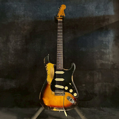 Fender 1964 Stratocaster Sunburst 『2APR 64B』