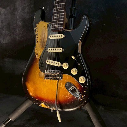 Fender 1964 Stratocaster Sunburst 『2APR 64B』