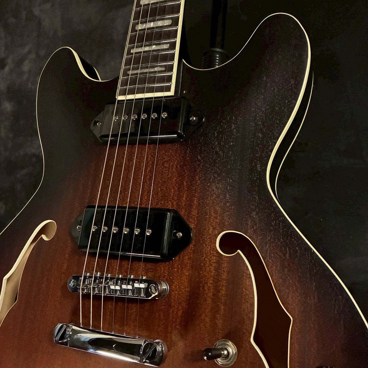 Grote P-90 セミアコースティックギター 【2.9kg】【USED】